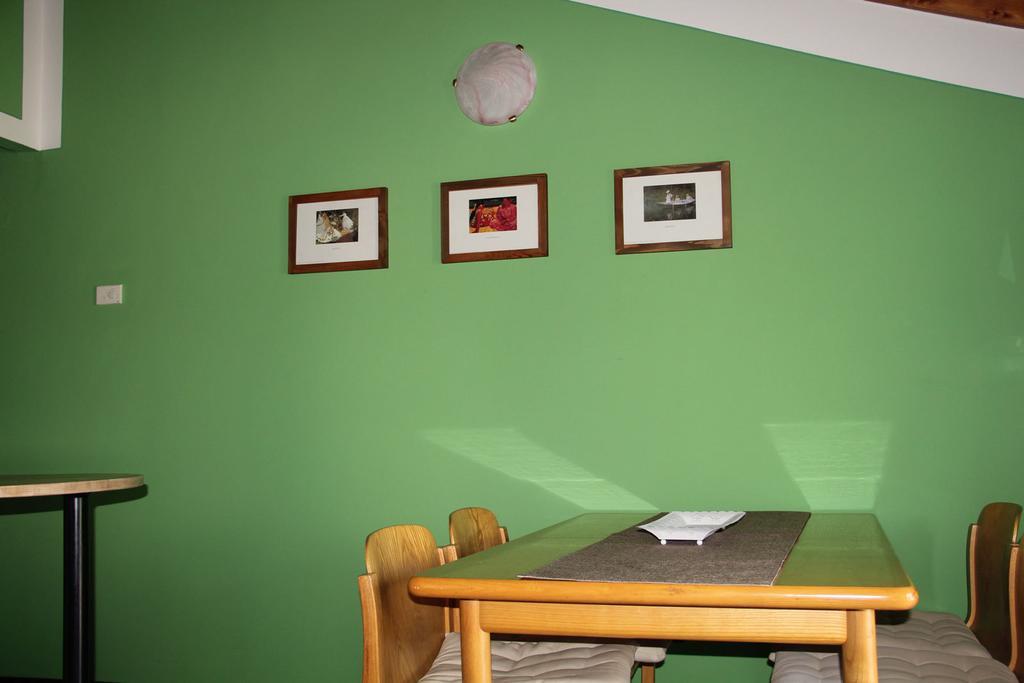 Veranda Beach Apartment Pianello Del Lario 部屋 写真
