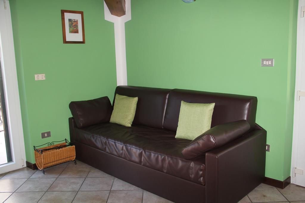 Veranda Beach Apartment Pianello Del Lario 部屋 写真